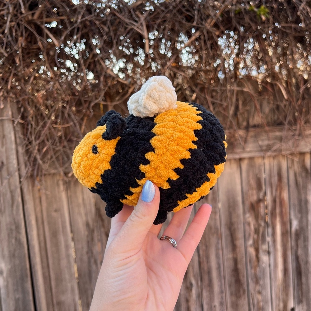 Crochet Bumble Bee